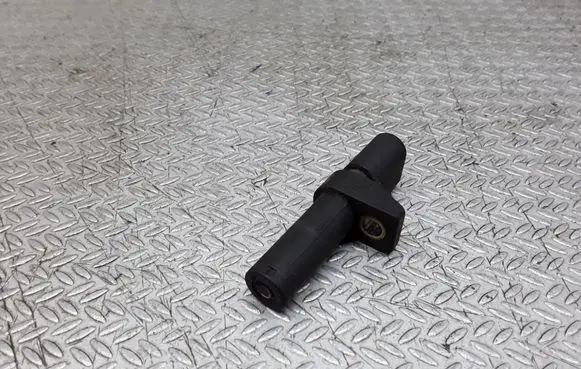 Mercedes-Benz E W211 Crankshaft position sensor 0031532828