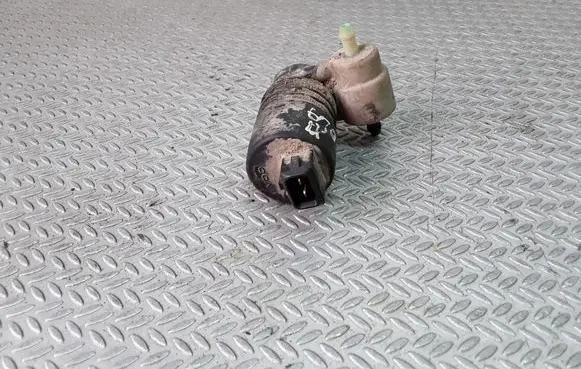 Windscreen/windshield washer pump