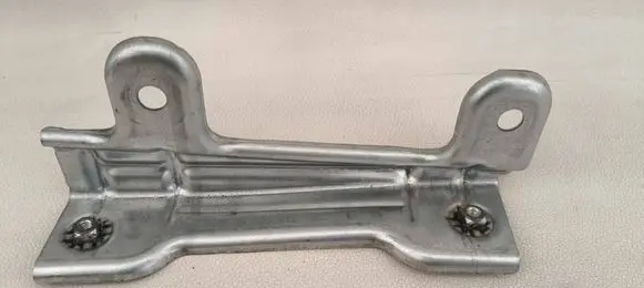 Volkswagen ID.4 Fender mounting bracket 11A82143102