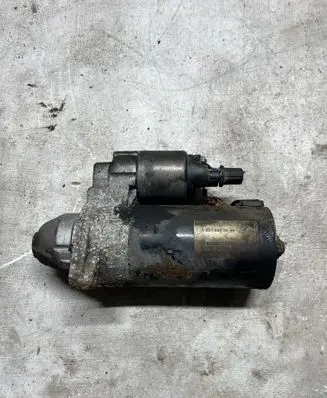 Mercedes-Benz E W212 Starter motor A6519062800 0001139065