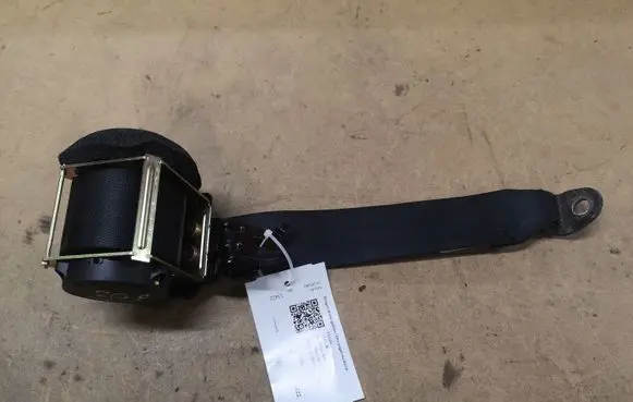 Mazda 3 I Rear seatbelt 6032802 6033305