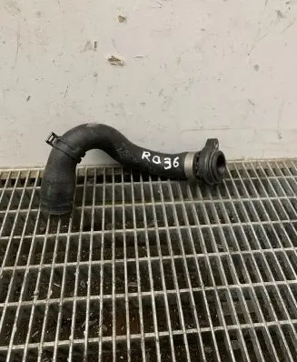 BMW 4 F32 F33 Engine coolant pipe/hose 7603514 11537603514