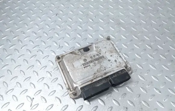 Volkswagen Touareg I Engine control unit/module 4D0907560DB 0261208545