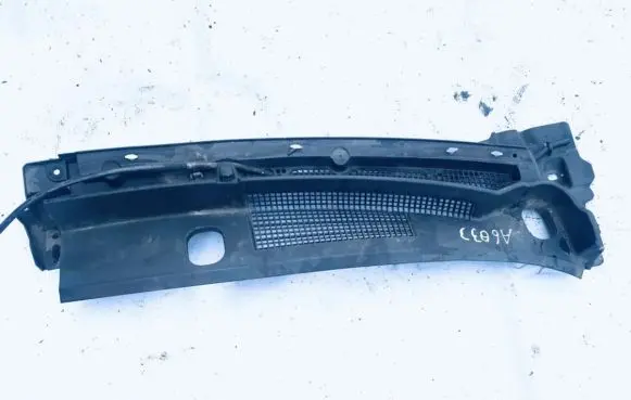 Mazda 6 Wiper trim gs8s507r1
