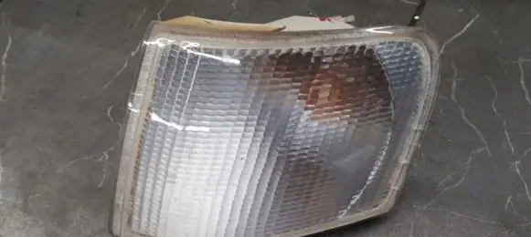 Ford Escort Front fender indicator light 92ag13369aa