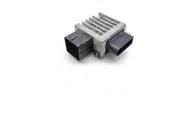 Renault Trafic III (X82) Glow plug pre-heat relay 271203982R
