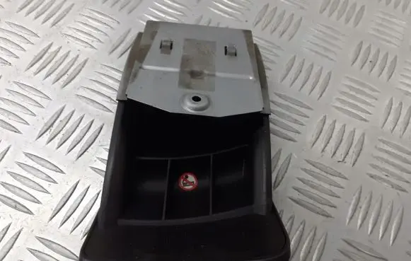 Nissan Micra Glove box BP68855