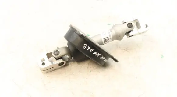 BMW M5 Steering wheel axle 7908206 32307908206