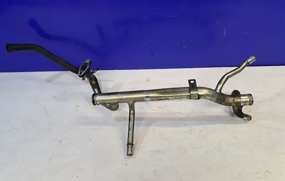 Volvo XC90 Engine coolant pipe/hose 30713584