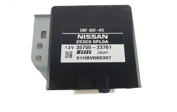 Nissan X-Trail T32 Light module LCM 253C06FL0A