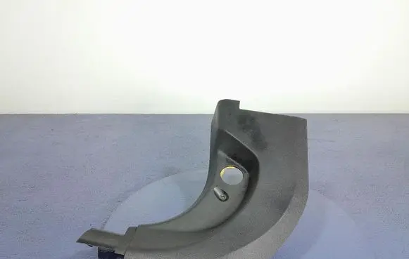 Audi A4 S4 B7 8E 8H Other sill/pillar trim element 7390753