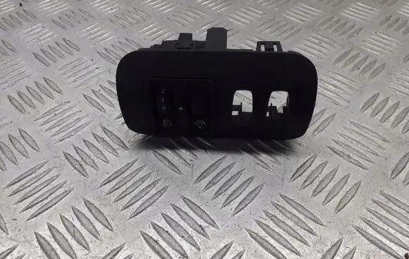 Renault Megane II A set of switches 82000954958