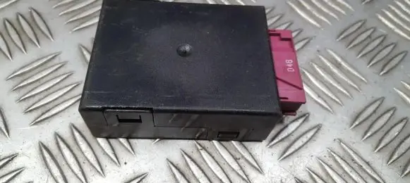 BMW 5 E39 Window wiper relay 61358375964 61.358375964