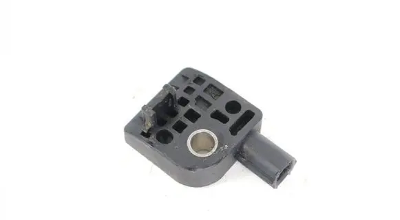 Tesla Model S Airbag deployment crash/impact sensor 100901700A