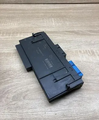 BMW 3 E90 E91 Comfort/convenience module 9226331 532472214