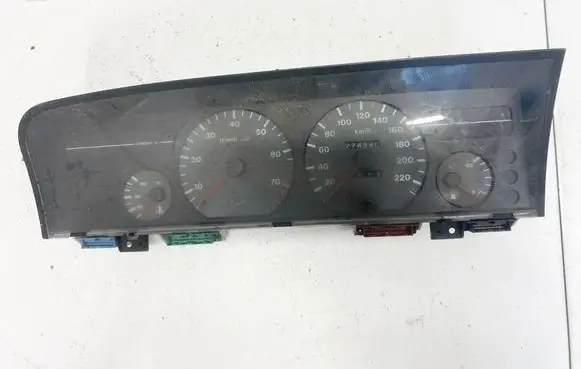 Citroen Xantia Speedometer (instrument cluster) 215783976 28058468-2