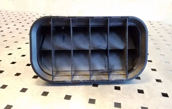 Audi TT TTS Mk2 Quarter panel pressure vent 4A0819181
