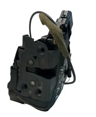 Mazda 3 I Front door lock