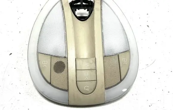 Mercedes-Benz CLS C219 Front seat light A21982000018 A2198200001 2JM00885242Q5