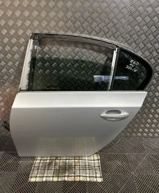 BMW 5 E60 E61 Rear door