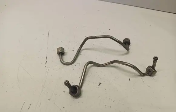 Ford Mondeo MK IV Fuel injector supply line/pipe 
