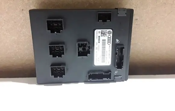 Audi Q5 SQ5 Comfort/convenience module 8K0907063P
