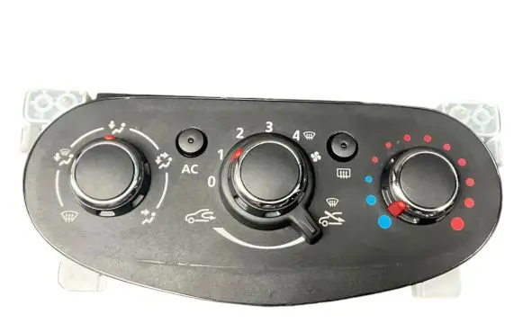 Dacia Sandero Interior fan control switch 5P3741300 A42303400