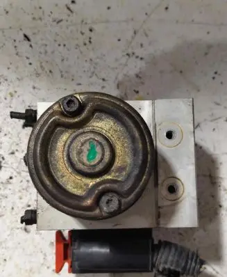 Suzuki Grand Vitara I ABS Pump A3044001124 52D0 2032158018