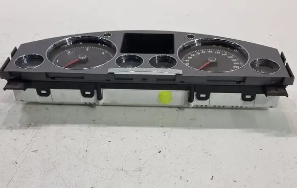 Volkswagen Phaeton Speedometer (instrument cluster) 3D0920882N
