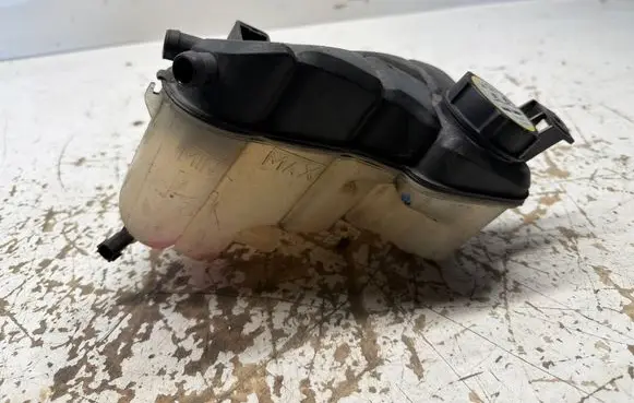 Volvo XC60 Coolant expansion tank/reservoir