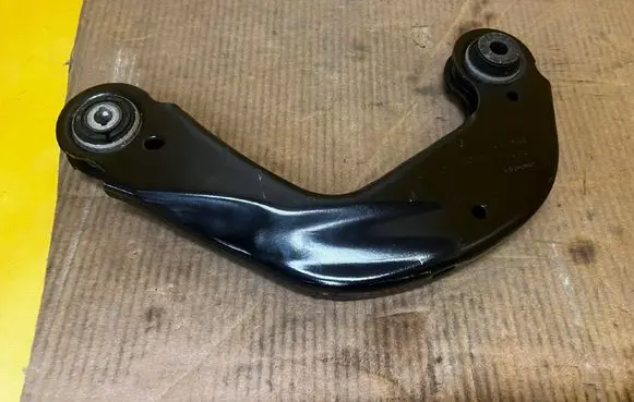 Ford Explorer VI Rear control arm LB5C5501CA