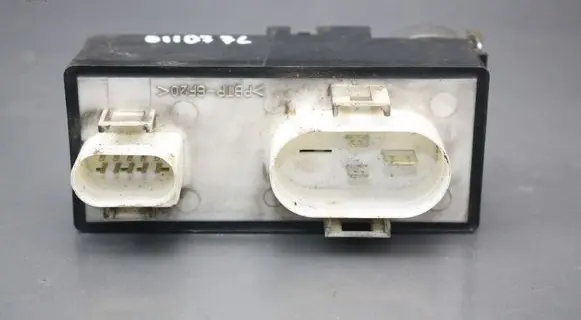Volkswagen PASSAT B4 Other relay 357919506A 898719000