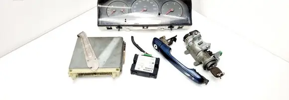 Volvo S70 V70 V70 XC Engine ECU kit and lock set 0281001592 P01270297 1T28S3168