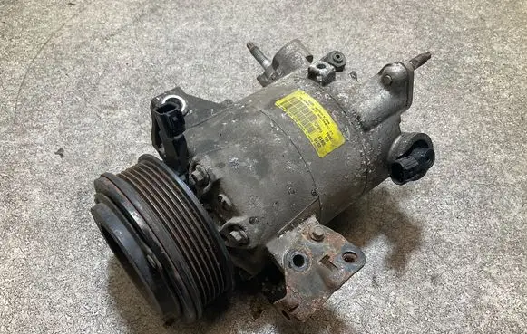 Ford Fiesta Air conditioning (A/C) compressor (pump) C1B119D629BA