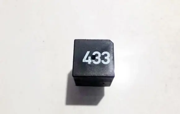 Volkswagen Golf IV Other relay 3d0951253a