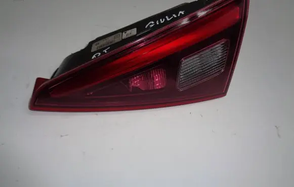 Alfa Romeo Giulia Rear/tail lights 20700207