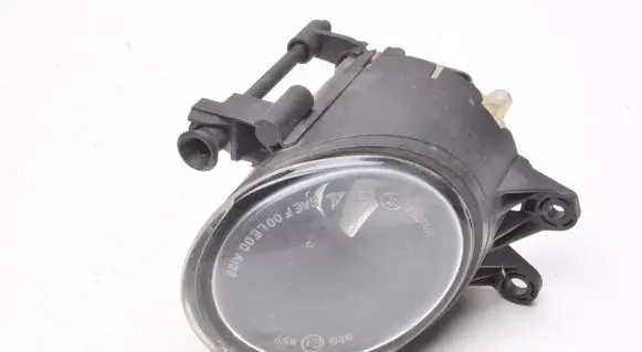 Volvo C30 Front fog light 31213176