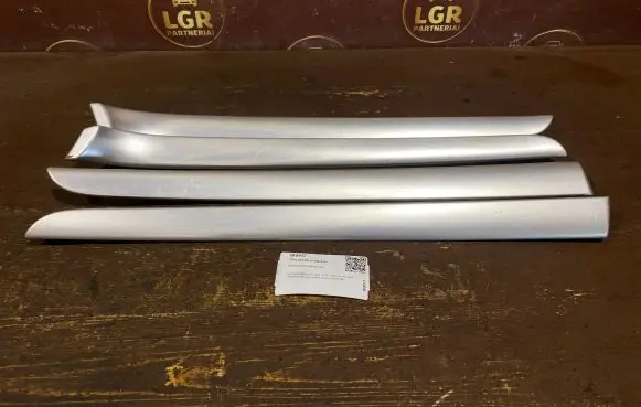 Audi A4 S4 B7 8E 8H Door card panel trim set 8E0867409 8E0867410