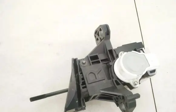 Lexus CT 200H Gear shifter/selector 75c832