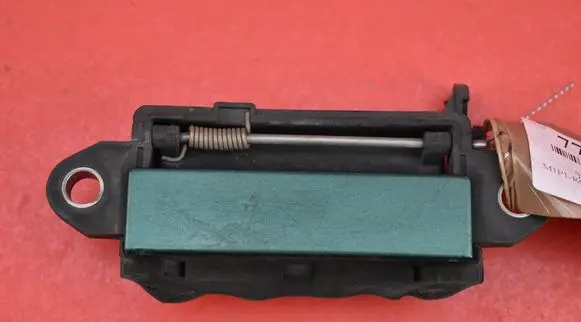 Audi A4 S4 B5 8D Rear door exterior handle 4A0839205