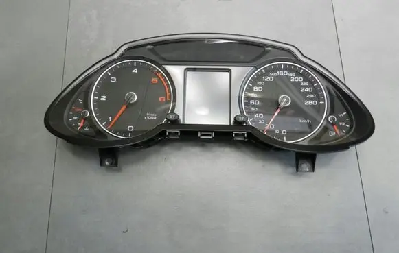 Audi Q5 SQ5 Speedometer (instrument cluster) 8R0920932E