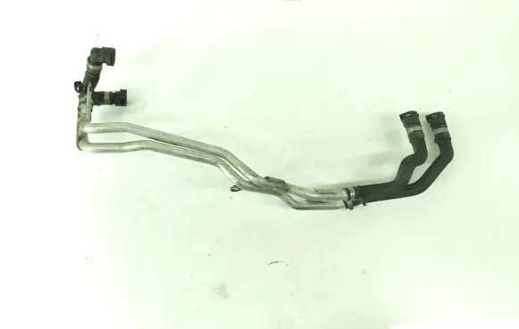 BMW 5 G30 G31 Engine coolant pipe/hose 8571601