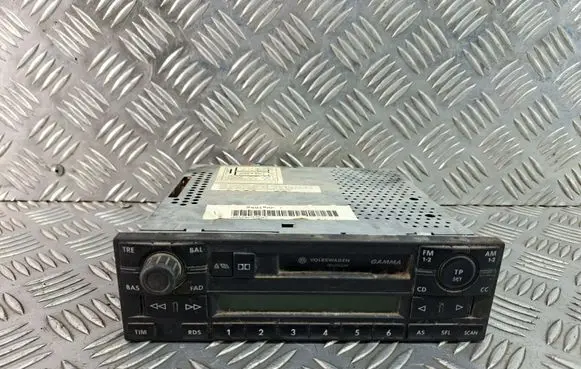 Volkswagen PASSAT B5 Radio/CD/DVD/GPS head unit 1J0035186B