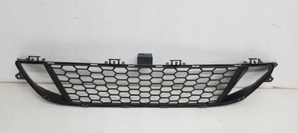 BMW 2 F22 F23 Tow hook cap/cover 381600800