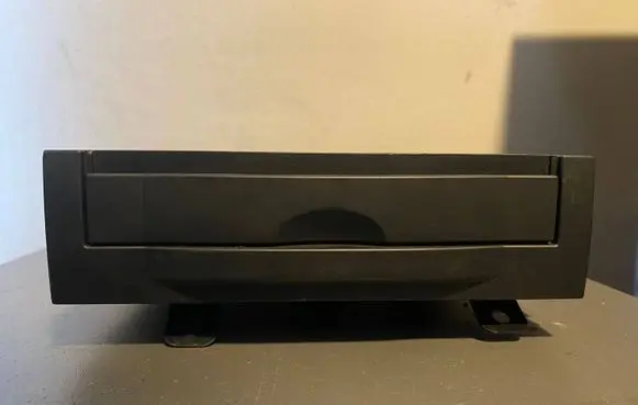 Volvo V50 Navigation unit CD/DVD player 31215512