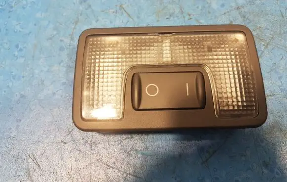 Audi A4 S4 B6 8E 8H Boot/trunk interior light 