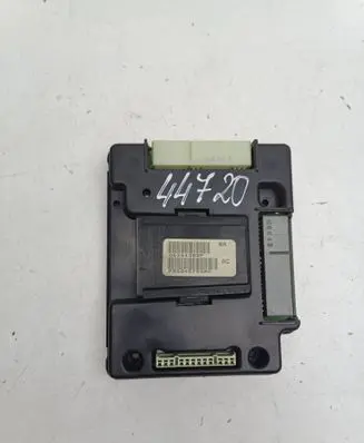 Chrysler Sebring (ST-22 - JR) Comfort/convenience module P04602379AP T0SQH0686SBBUZ 06261302F