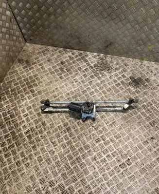 Front wiper linkage and motor