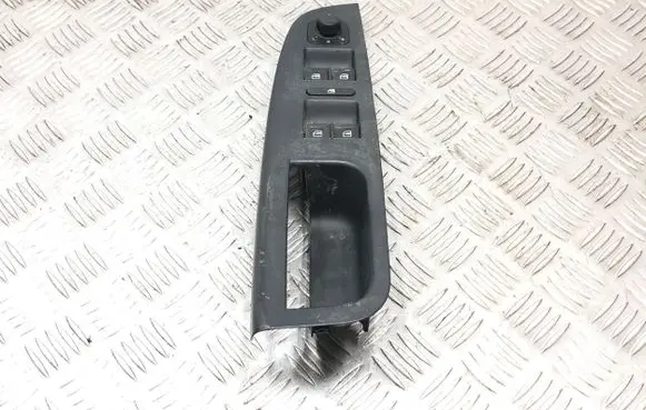 Volkswagen Jetta V Electric window control switch 1K4868050B BG1