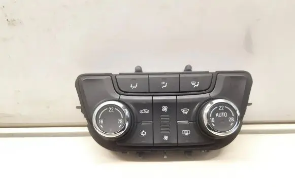 Opel Zafira C Climate control unit 13429880 A2C86870600